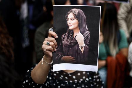 Informe de la ONU culpa a la República Islámica por la muerte de Mahsa Amini
