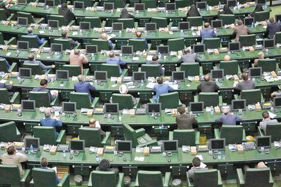 Eight Iranian MPs Barred from Next Year’s Election