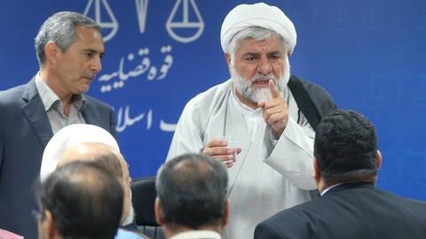 محمد مقیسه، زندان در ایران