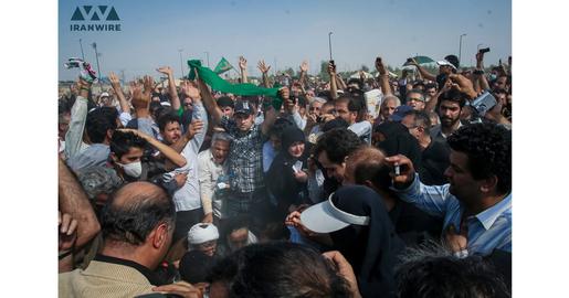 IranWire Exclusive: Unseen Photos of Neda Agha-Soltan's Funeral