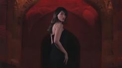 Iranian Female Singer Broadcasts Her Virtual Concert Defying Hijab Laws