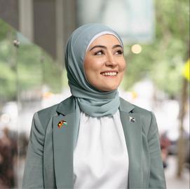 عذرخواهی فاطمه پیمان، سناتور استرالیایی بابت اظهاراتش درباره زنان ایران