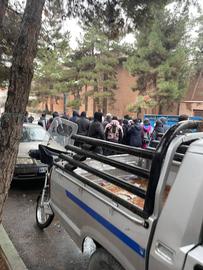 شروع تجمع اعتراضی دانشجویان دانشگاه شهید بهشتی  علی رغم وجود جو سنگین امنیتی