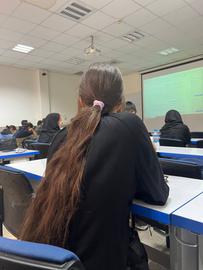 کانال تلگرامی خبرنامه امیرکبیر در گزارش اخیر خود تایید کرده است که شماری از دانشجویان تازه احضار شده به دلیل نوع پوشش و حجاب خود به کمیته انضباطی احضار شده‌اند.