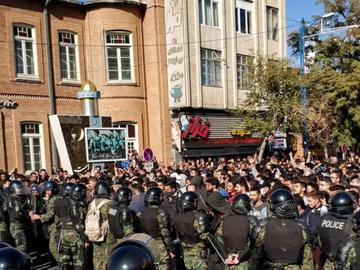 İranın müxtəlif şəhərlərində 2019-cu ilin qanlı noyabrında ölənlərin anım mərasiminin keçirilməsi
