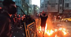 Iran Protests: Revolt in Different Cities Continues on Thursday Night
