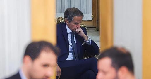 سفر اردیبهشت ۱۴۰۳ رافائل گروسی به ایران را باید دیداری ناکام دانست که احتمالا تنها نکته جدید آن، اصفهان‌گردی شبانه مدیرکل آژانس در میان آثار تاریخی شهری است که نزدیک مرکز اصلی غنی‌سازی اورانیوم ایران قرار دارد