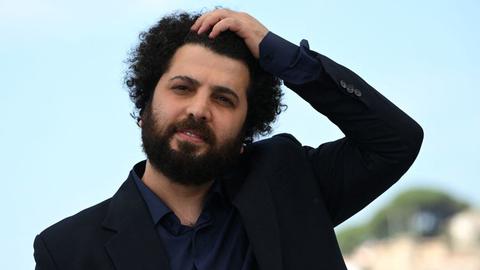 The Iranian judiciary has sentenced Iranian film director Saeed Roostaei to six months in prison on the charge of "propaganda” against the Islamic Republic, Etemad Online reported