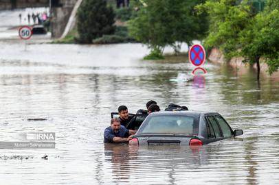 Rəzəvi Xorasanda kritik sel vəziyyəti; Məşhəd selində 4 nəfər ölüb, 12 nəfər itkin düşüb