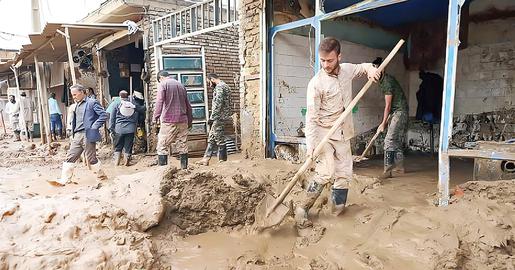 For over six days, half a million people in southeastern Sistan and Baluchistan province have been left homeless and stranded amid devastation
