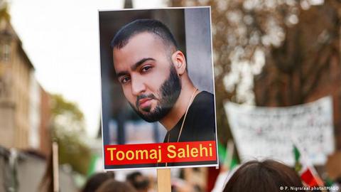 کمیسر عالی حقوق بشر خواهان لغو حکم اعدام توماج صالحی شد