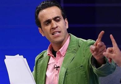 حساسیت‌های کنونی جمهوری اسلامی در مورد علی کریمی، به مقبولیت او نیز برمی‌گردد. او در جامعه ایران، صاحب مقبولیتی تک قطبی، میان هواداران یک تیم خاص نیست و به همین دلیل نظراتش می‌تواند باعث تهییج عمومی شود.