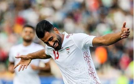 «حسین کنعانی‌زادگان»، بازیکن تیم فوتبال ایران، ۲۸مهر۱۴۰۲ در مورد قیمت خودرو خود گفته بود: «یک خودرو رنج‌روور دیگر دارم که قرار است با همین حواله‌های پاداش فدراسیون فوتبال وارد کنم و آن ماشین همین حدود قیمت یعنی ۱۰۰میلیارد تومان می‌ارزد.» این خبر با واکنش‌های منفی مردم و  ملی‌‌پوش‌های سایر رشته‌های ورزشی همراه شد.