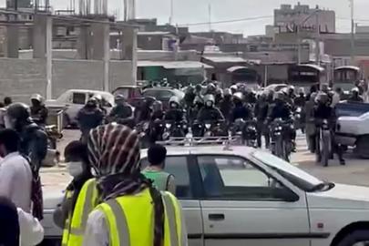 جو شدید امنیتی در زاهدان؛ استقرار تک تیراندازها روبروی مصلی