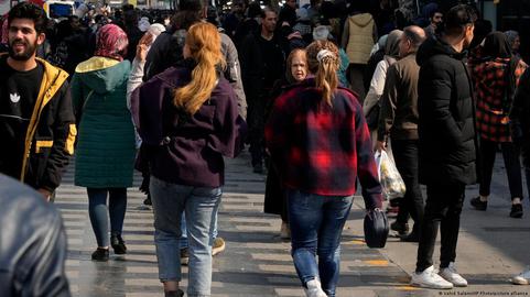 Iranian Women Targeted by Surveillance System for Hijab Violations