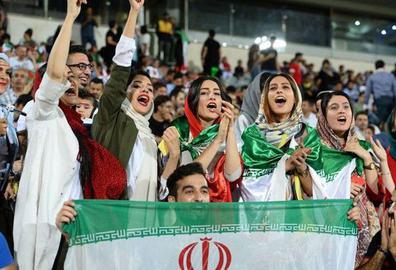 فدراسیون فوتبال به دنبال حضور زنان در بازی ایران مقابل کره جنوبی