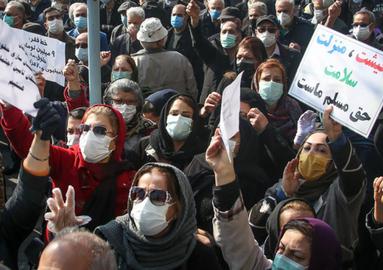 «فقط کف خیابون‌ به دست می‌آد حق‌مون»؛ تجمع بازنشستگان در ۱۳ استان کشور