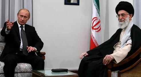 Khamenei Backs Putin in First Public Reaction to Ukraine Invasion