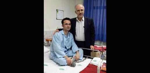 Political Prisoners Resist Handcuffs and Shackles