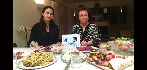  شیرین عبادی٬ نرگس توسلیان