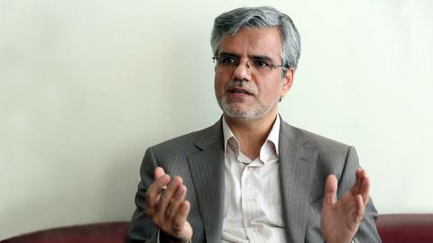 انتقاد نماینده تهران از منع برگزاری مراسم سالگرد فروهرها