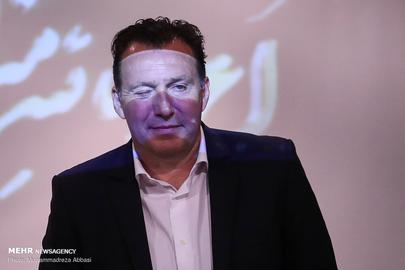مربی ۹۰ هزار یورویی که شاید در بدترین حالت با قراردادی ۲۰۰ هزار یورو در سال به ایران می‌آمد، حالا بیش از ۶ میلیون یورو از ایران طلب می‌کند.