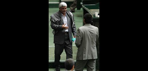 محمد فرهادی با رای بالای نمایندگان مجلس  وزیر علوم شد.