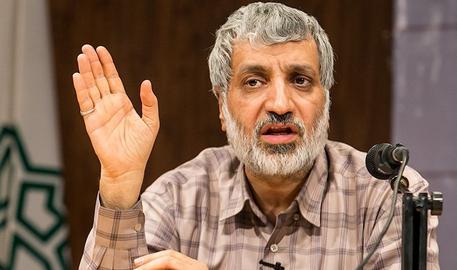 استاد دانشگاه تهران: صداوسیما با فرهنگ کازینویی رو به سقوط اخلاقی است