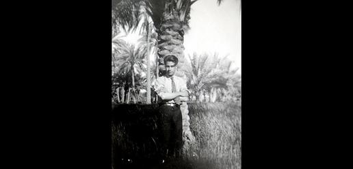 منانش عذراپور در ۱۷ سالگی در لبنان
