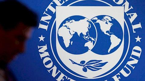 گزارش چشم‌انداز منطقه‌ای صندوق بین‌المللی پول که به‌تازگی منتشر شده، روز گذشته در سر خط اخبار رسانه‌های فارسی‌زبان در داخل و خارج ایران قرار داشت.