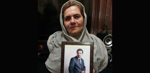 Farangis Mazlum, the mother of Soheil Arabi, a political prisoner in Evin Prison, was sentenced to six years in prison by Branch 29 of the Revolutionary Court of Tehran for pursuing her son's case