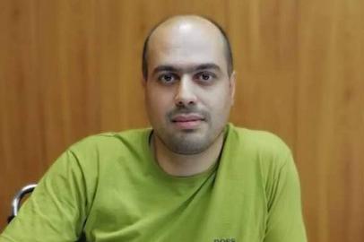 Plainclothes Agents Arrest Journalist Following Corruption Tweet