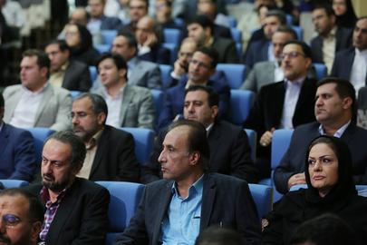 حسن روحانی از رسانه‌ها طلب‌کار شد