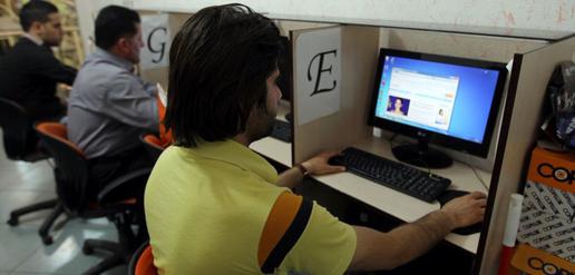 Combating Censorship Online