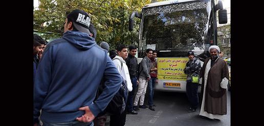 Tehran Students Embark on Rahian-e Noor Tour