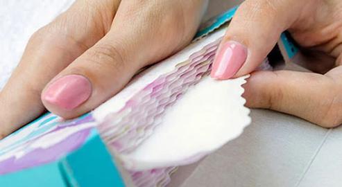 Gynaecologists are divided as to whether the low quality of some sanitary napkins might be posing a risk to women's health