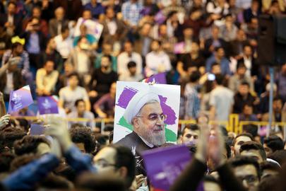 «حسن روحانی» از سوژه خصوصی‌سازی  دو باشگاه استقلال و پرسپولیس، چه در تبلیغات انتخاباتی سال ۱۳۹۲ و چه در سال ۱۳۹۶ به خوبی بهره برد.