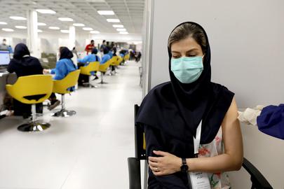 طی یک هفته اخیر شمار موارد بستری و فوتی های ویروس کرونا در ایران روند نزولی خود را طی کرد.