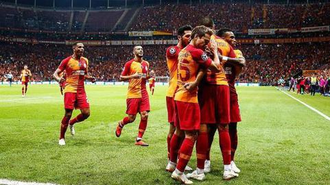 ترکیه به عنوان یکی از مهم‌ترین کانون‌های کرونا در خاورمیانه اعلام کرده است که لیگ‌های فوتبال این کشور از ۱۲ جولای (۲۳ خرداد) آغاز می‌شوند.