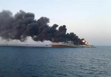 یک حادثه دیگر در ناوهای نظامی ایران؛ ناو خارک غرق شد