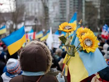 Hardline Daily Compares Ukrainian Defense to 'Scarecrows'