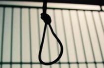 هزاران بیگناه و محکوم زیر تیغ هر روزه اعدام  