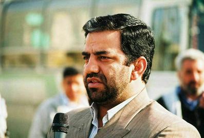 سید قاسم جاسمی نماینده کرمانشاه در مجلس در مناطق زلزله‌زده حضور دارد. او به «ایران وایر» می‌گوید: « قدرت این زمین‌لرزه آنقدر زیاد بود که به استان‌های همجوار کرمانشاه هم رسید