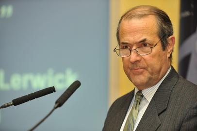 US-Iran Relations: A Long Way From There, Experts Agree