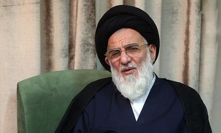 کمال حیدری در حوزه نجف از هم دوره‌ای‌های «محمود هاشمی شاهرودی»، رییس سابق مجمع تشخیص مصلحت نظام بود