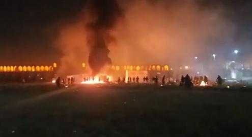 حمله نیروهای یگان ویژه به چادرهای معترضان و کشاورزان اصفهانی