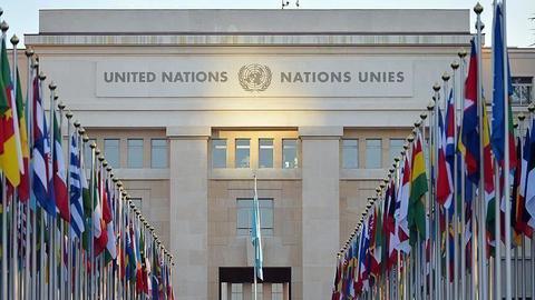 ۴۷ کشور عضو شورای حقوق بشر سازمان ملل در اقدامی کم‌سابقه روز گذشته جمعه چهارم مهر ماه  از جمهوری اسلامی خواسته‌اند که به آزار مکرر ایرانیان و نقض حقوق شهروندان ایران خاتمه دهد.