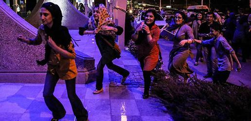 Volleyball team welcomed home by adoring fans