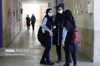 در حالی که به نظر می‌رسد بخش بزرگی از جامعه ایران نگران بازگشایی مدرسه‌ها هستند، اما دولت مصمم است تا پرونده تعطیلی مدرسه‌ها را یکسره کند.