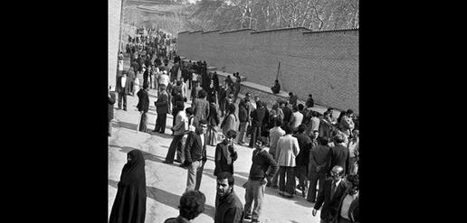تصرف زندان اوین در بهمن 1357